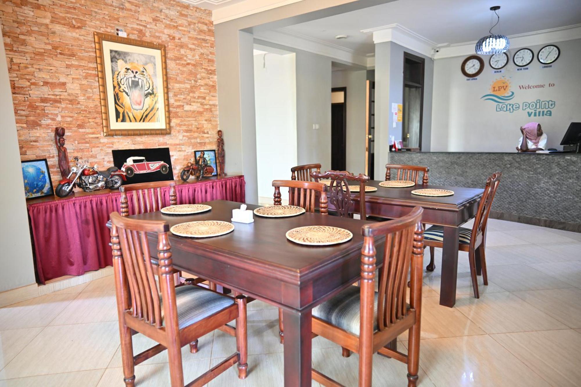 Lakepoint Villa Энтеббе Экстерьер фото