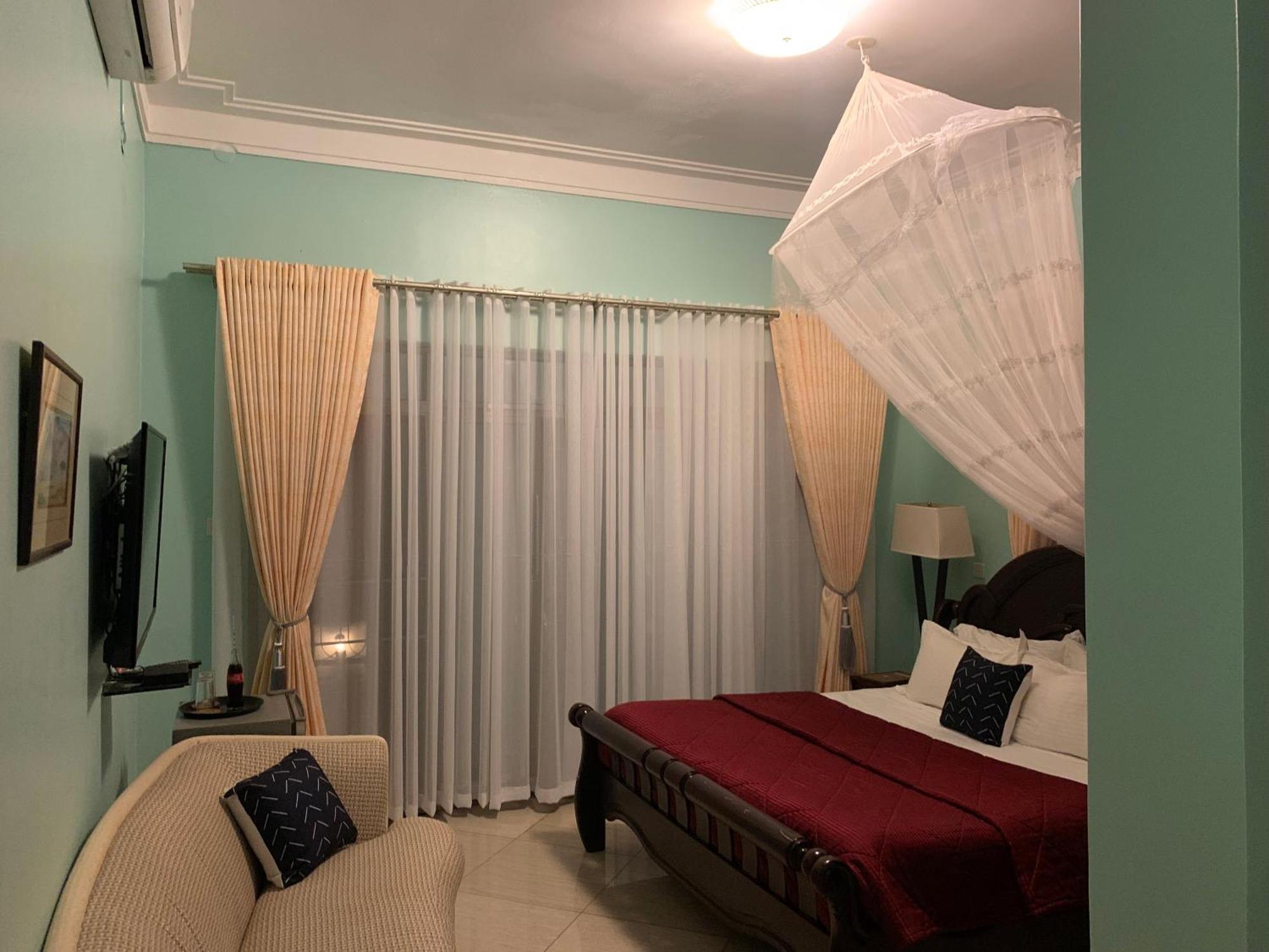Lakepoint Villa Энтеббе Экстерьер фото